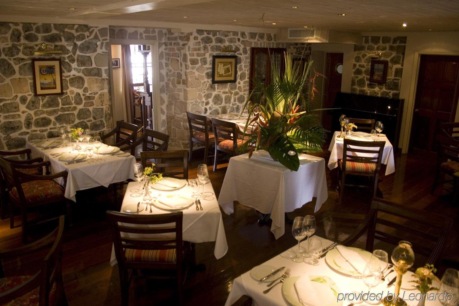 Grenadine House Hotel คิงส์ทาวน์ ร้านอาหาร รูปภาพ