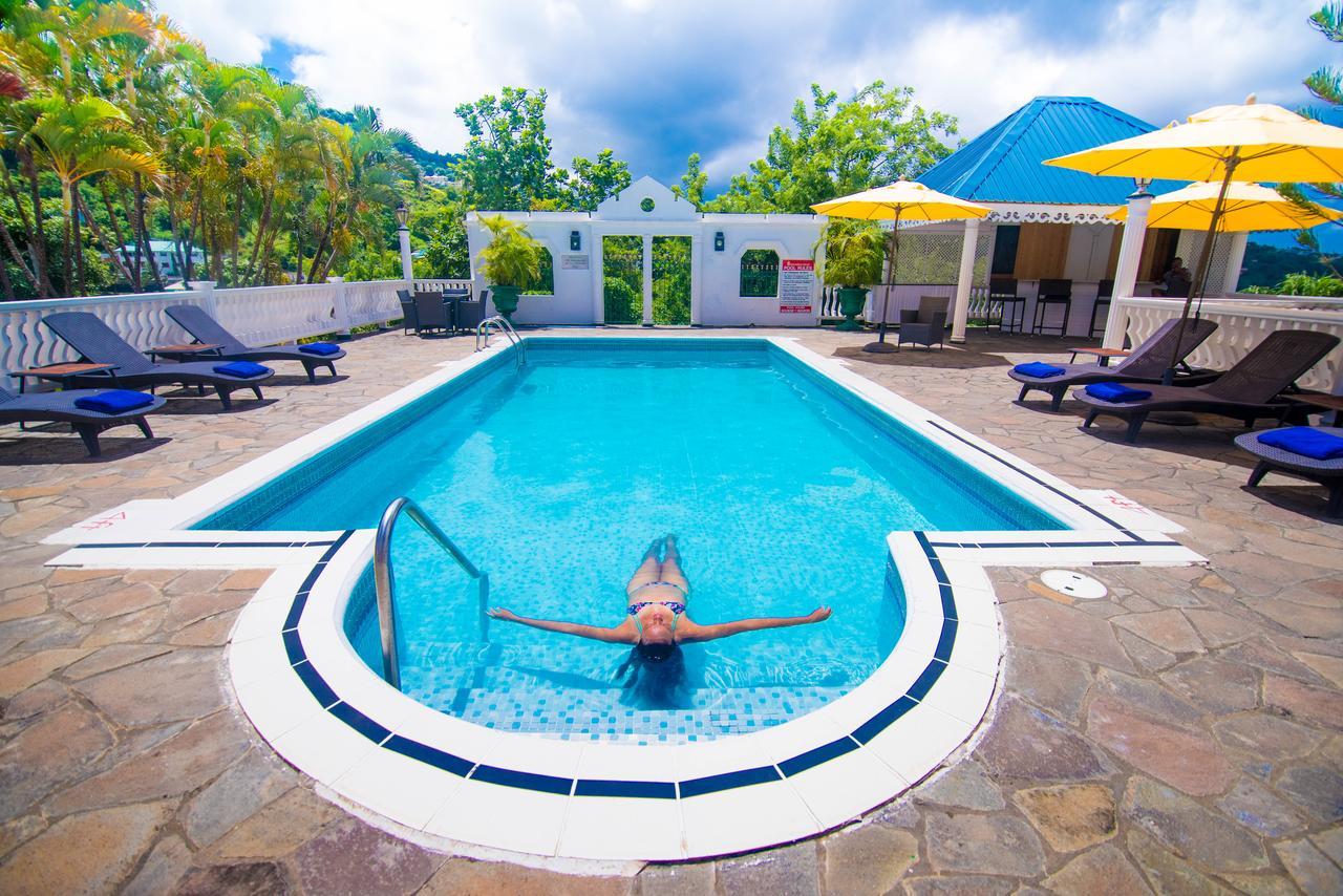 Grenadine House Hotel คิงส์ทาวน์ ภายนอก รูปภาพ